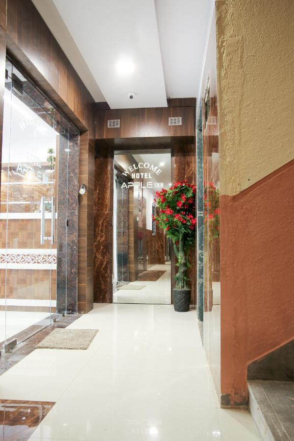 Hotel Apple Inn Нави Мумбаи Экстерьер фото